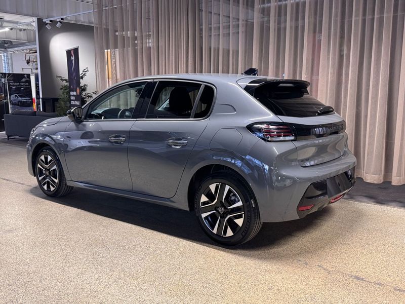 Peugeot 208 bild 3