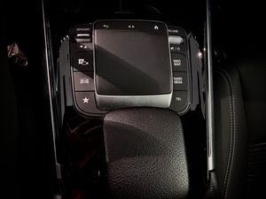Mercedes GLB200 bild 8