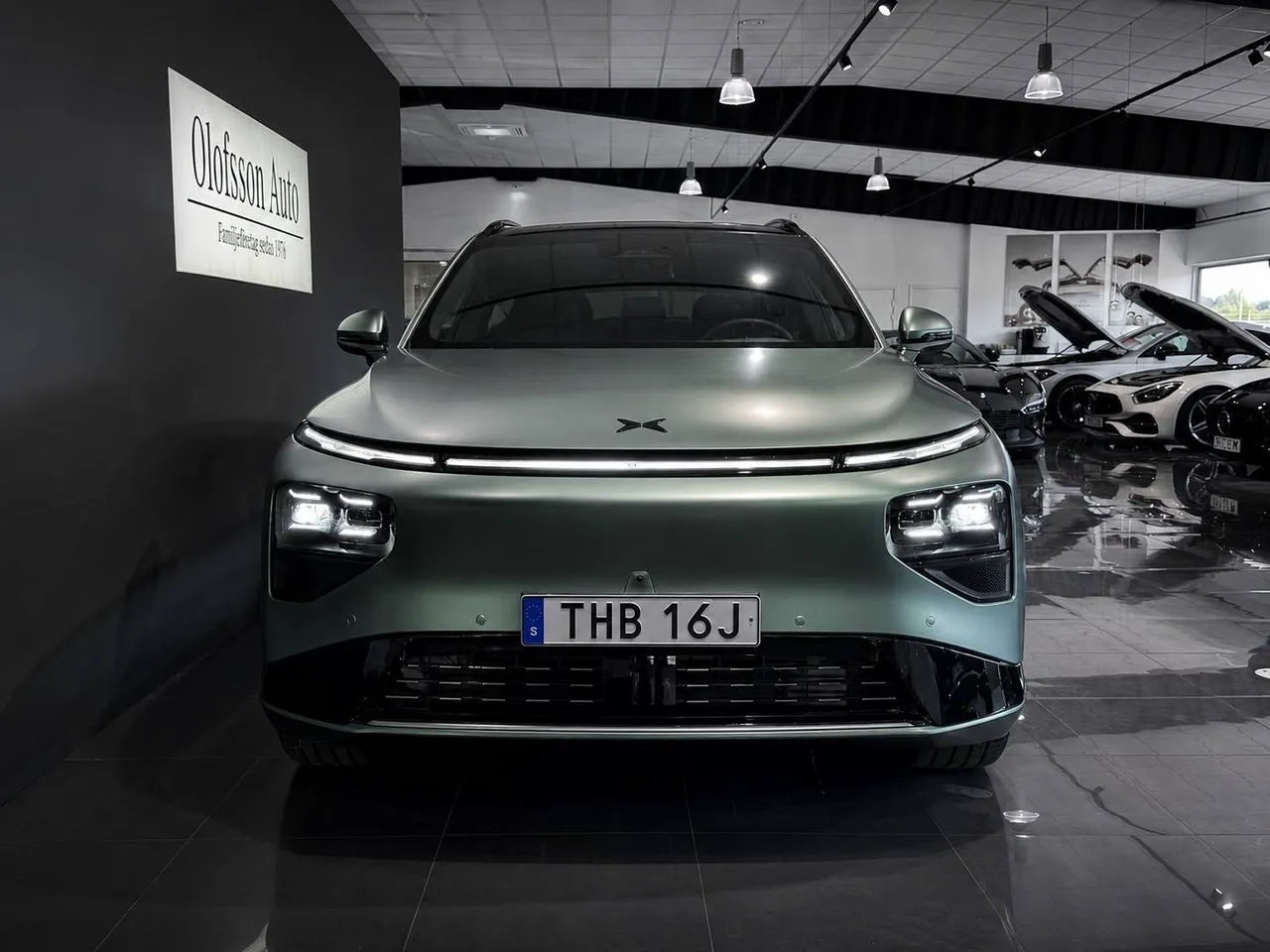 Vehicle image 1