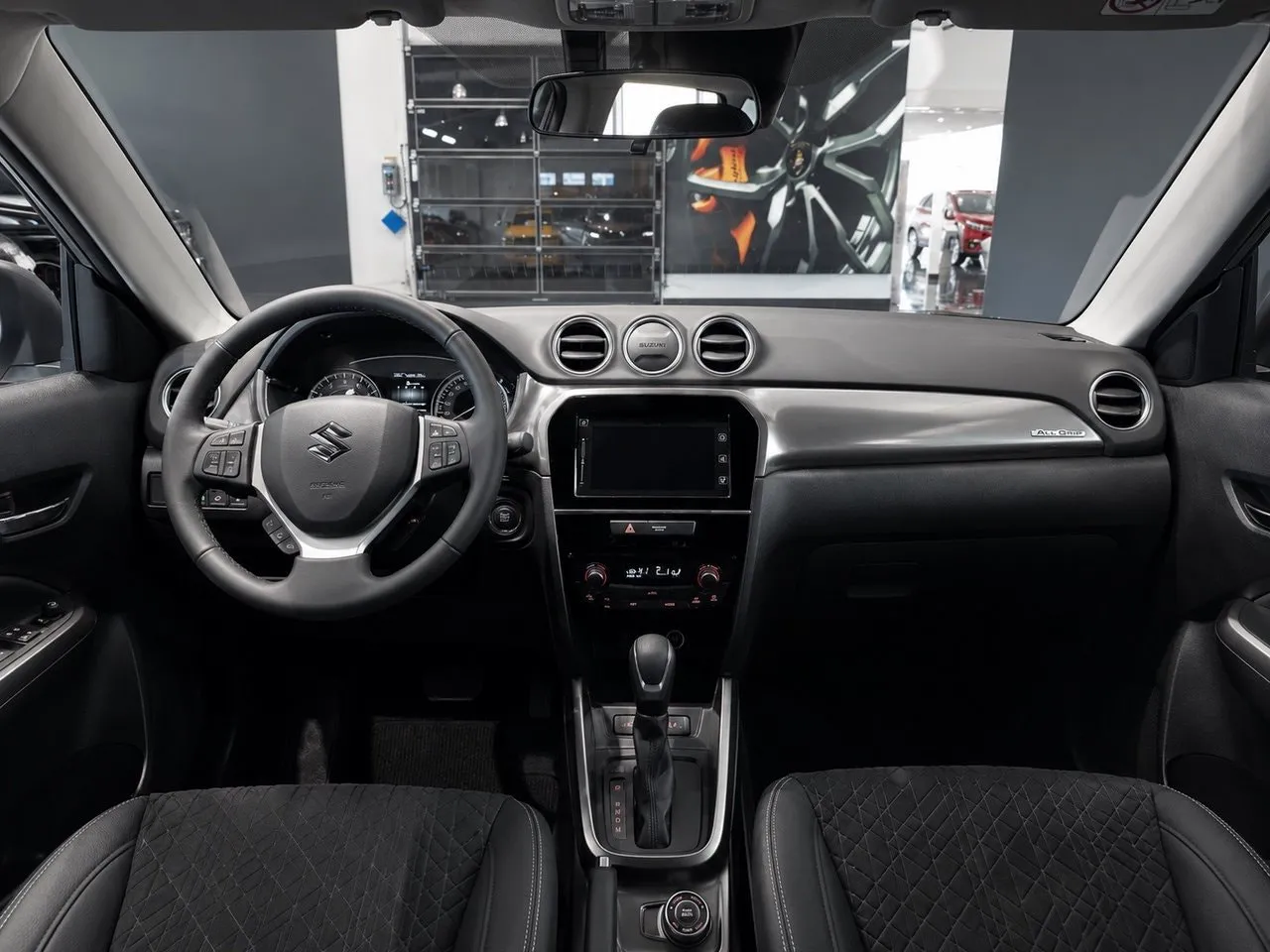 Vehicle image 4