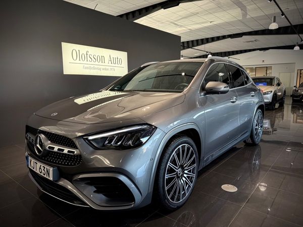 Mercedes GLA200 AMG Drag Premium Burmester - 2025