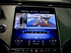 Mercedes EQE43 SUV bild 6