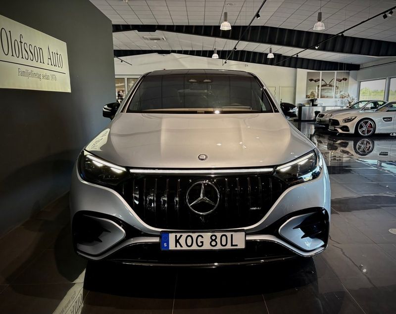 Mercedes EQE43 SUV bild 18