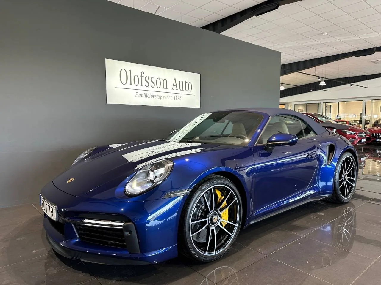 Vehicle image 21
