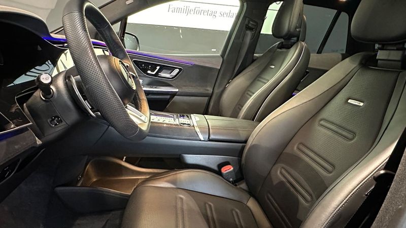 Mercedes EQE43 SUV bild 9