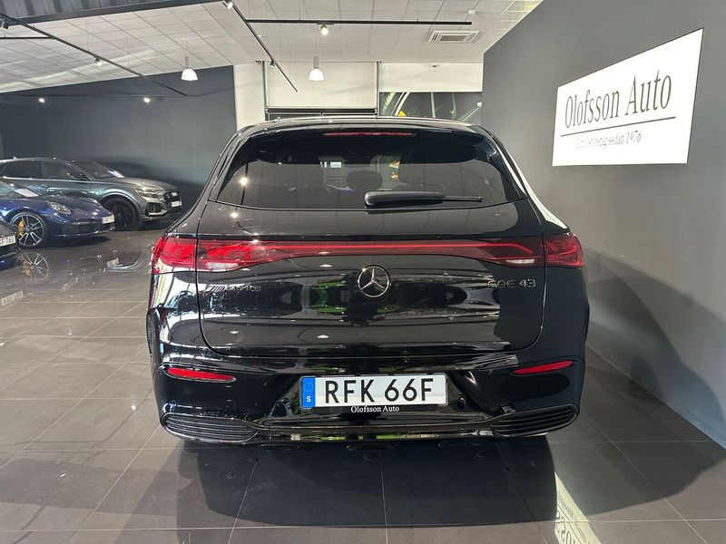 Mercedes EQE43 SUV bild 6