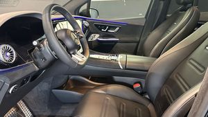 Mercedes EQE43 SUV bild 8