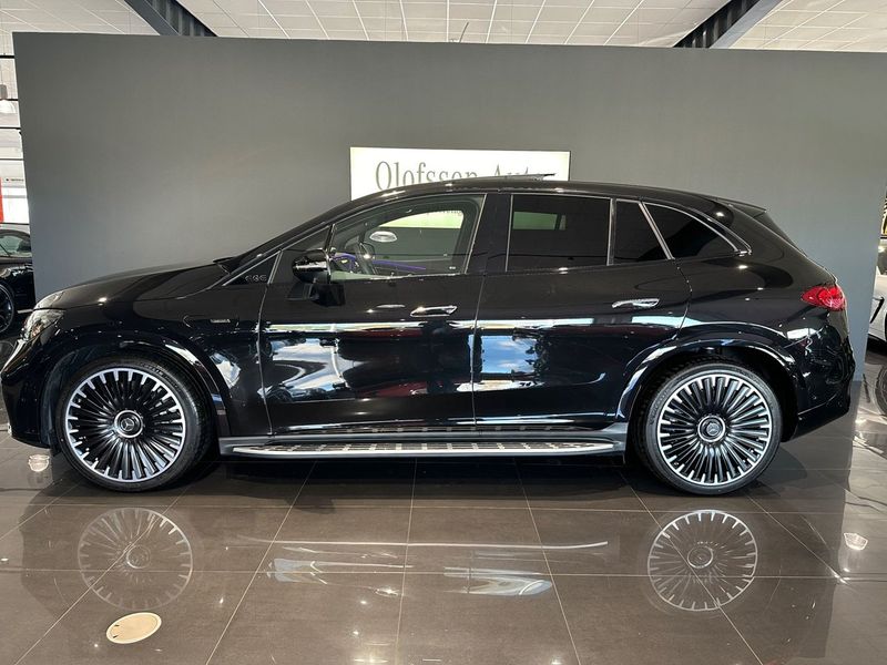 Mercedes EQE43 SUV bild 3