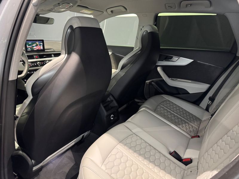 Audi RS4 bild 9