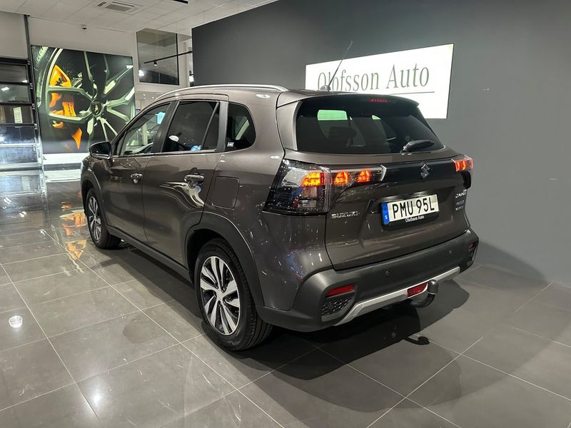 Suzuki S-CROSS bild 3