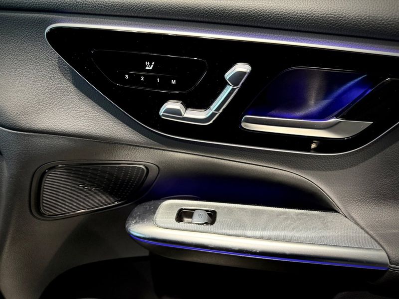 Mercedes GLC300 bild 15