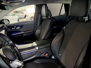 Mercedes GLC300 bild 18