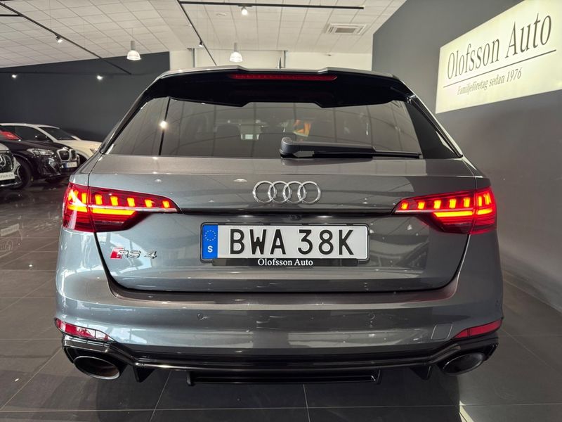 Audi RS4 bild 14