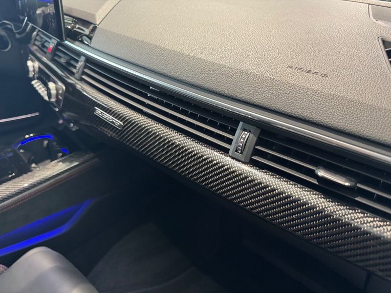 Audi RS4 bild 11