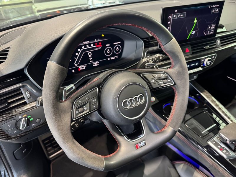 Audi RS4 bild 6