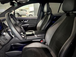 Mercedes EQE350 SUV bild 5