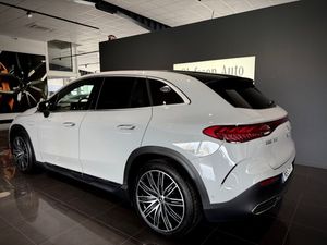Mercedes EQE350 SUV bild 3