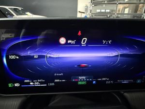 Mercedes EQE350 SUV bild 14