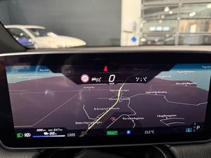 Mercedes EQE350 SUV bild 15