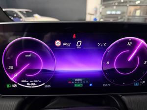 Mercedes EQE350 SUV bild 13
