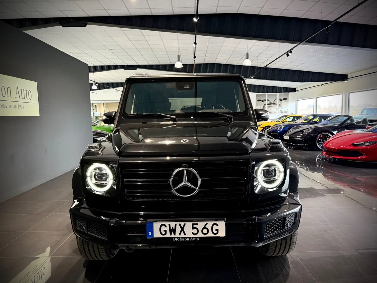 Vehicle image 6