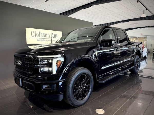 Ford F-150 SuperCrew Lariat BLACK APPERANCE - 2025