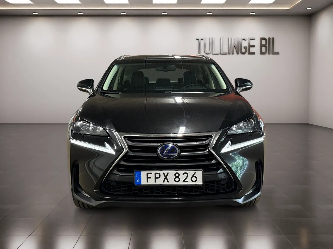 Vehicle image 7