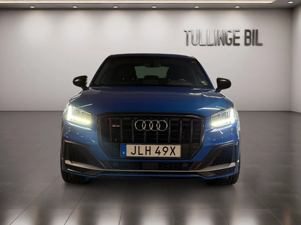 Vehicle image 7