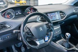 Peugeot 308 bild 9
