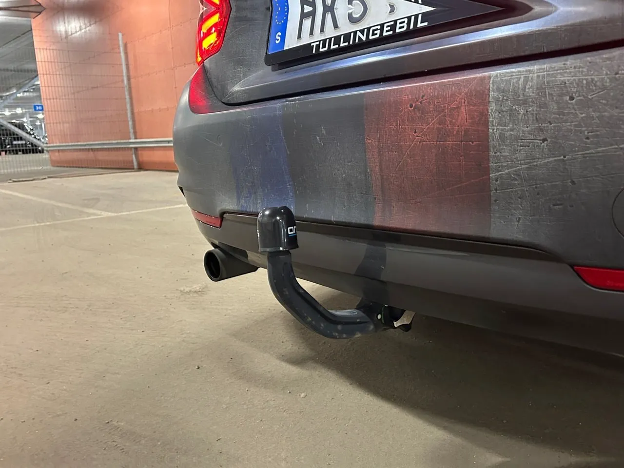 Vehicle image 26