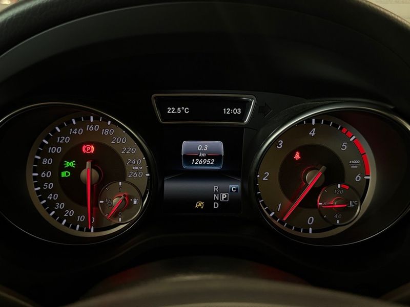 Mercedes GLA200 bild 23