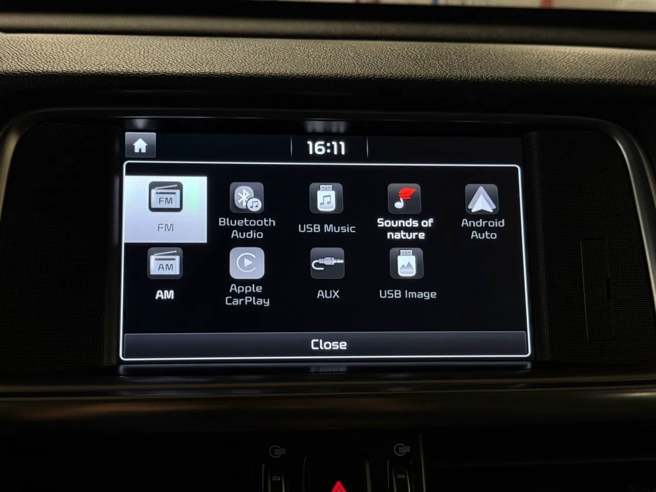 Vehicle image 18