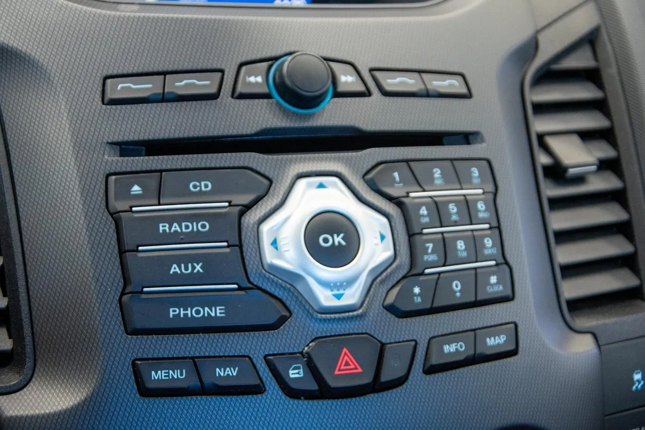 Vehicle image 20