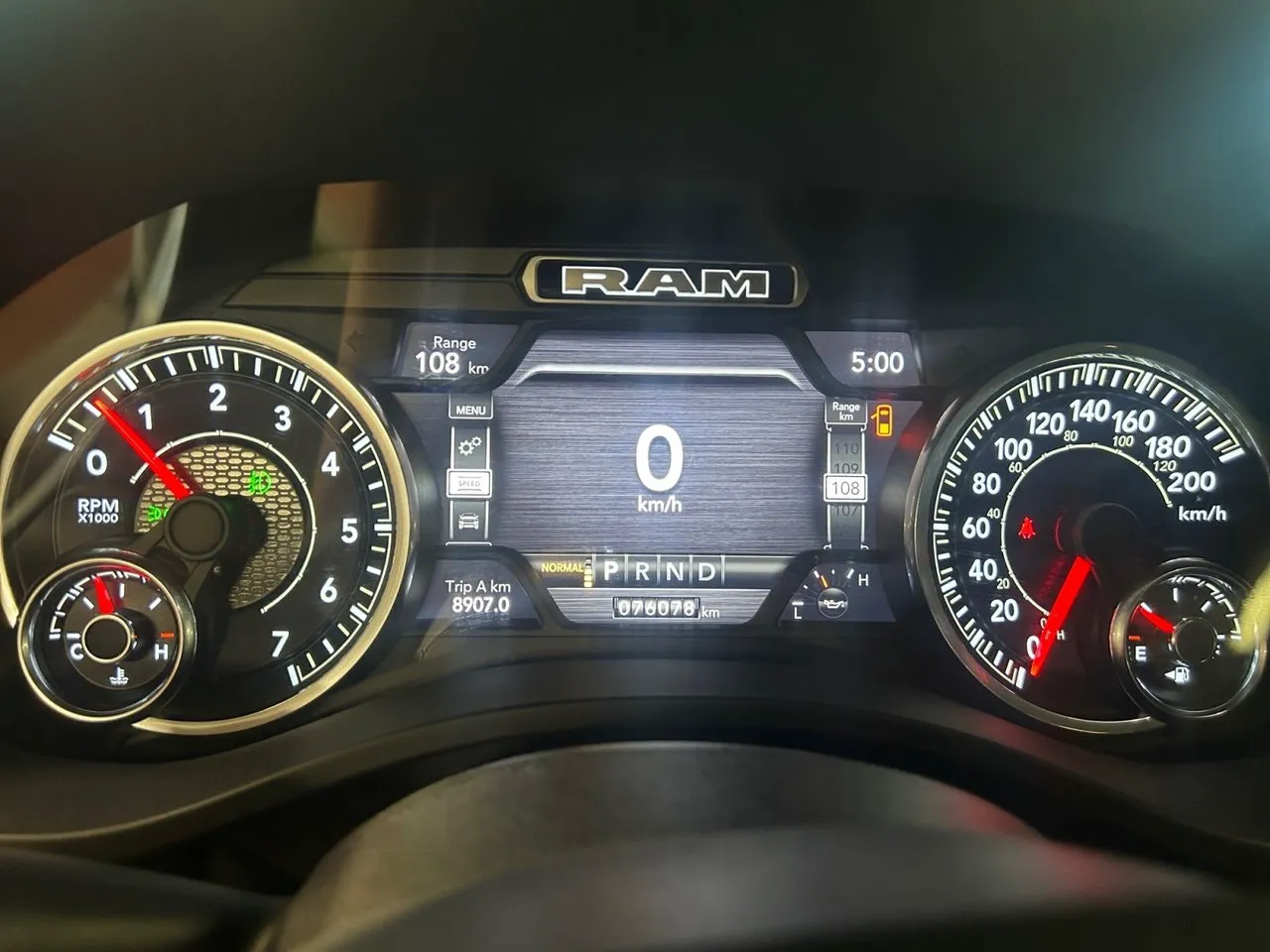 Vehicle image 22