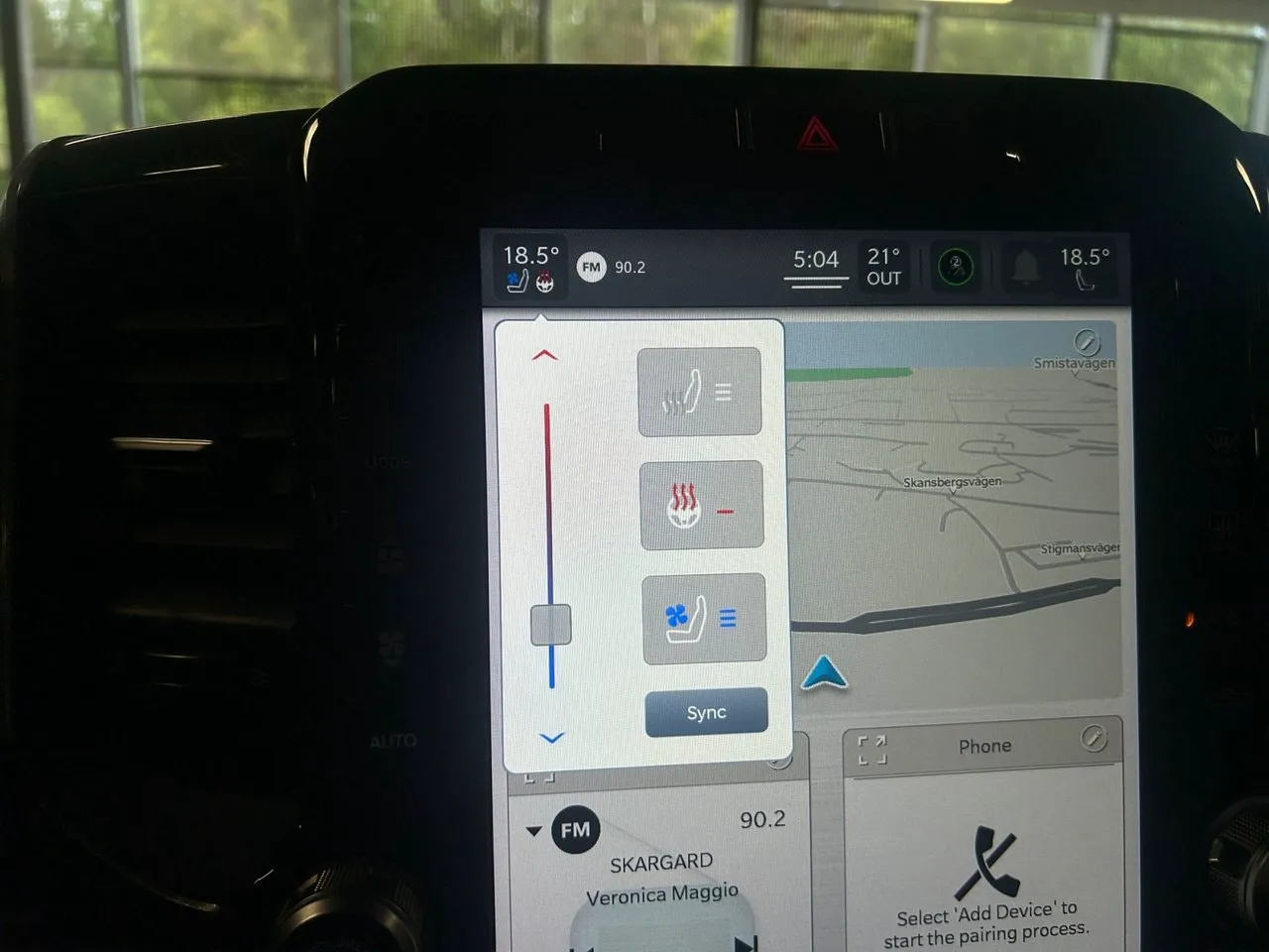 Vehicle image 17