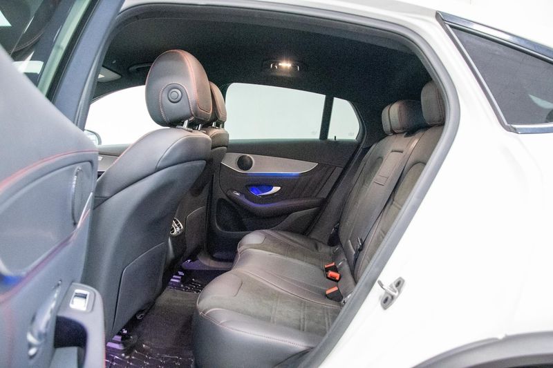 Mercedes GLC300 bild 11