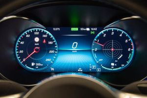 Mercedes GLC300 bild 22