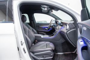 Mercedes GLC300 bild 13