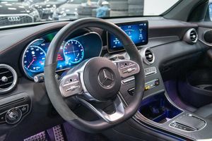 Mercedes GLC300 bild 8
