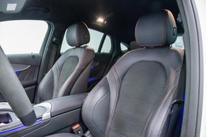 Mercedes GLC300 bild 10