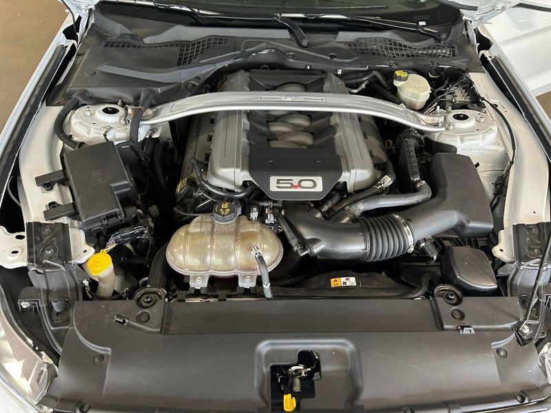 Ford Mustang bild 19