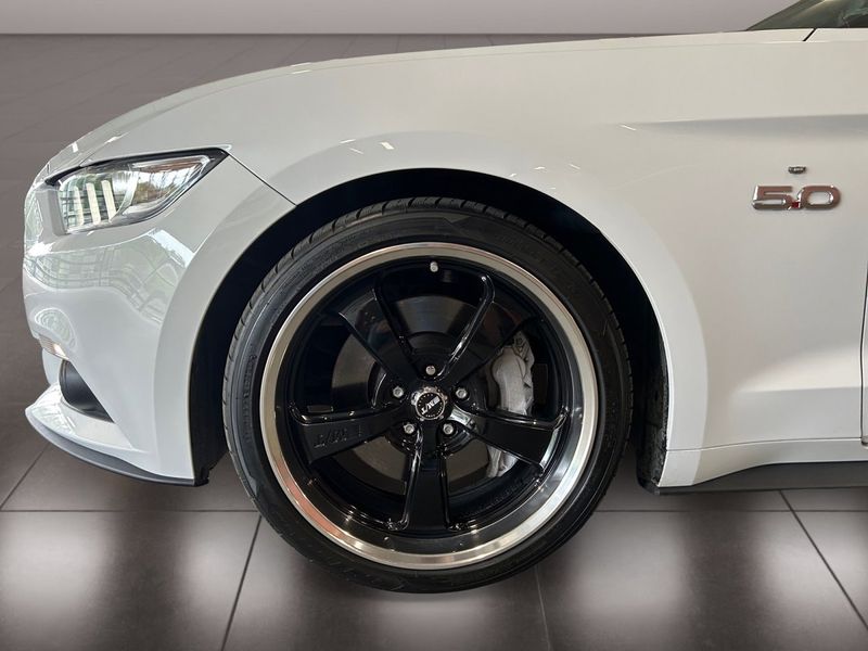 Ford Mustang bild 24