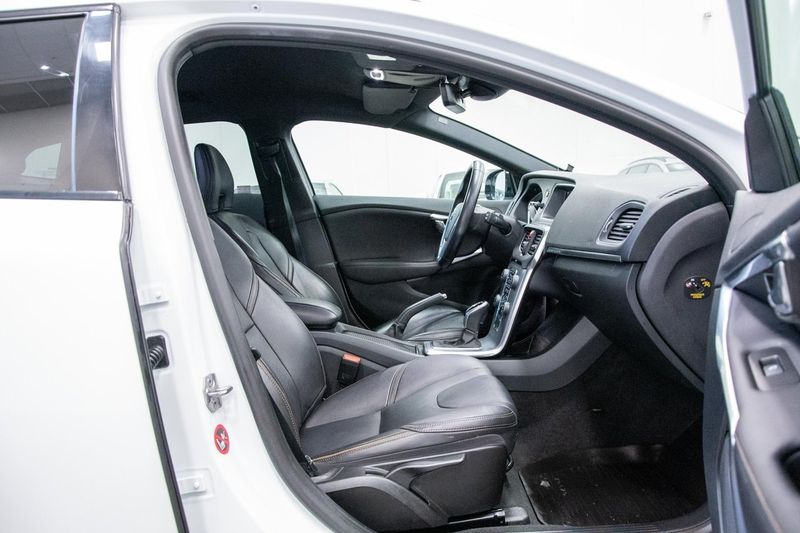 Volvo V40 bild 14