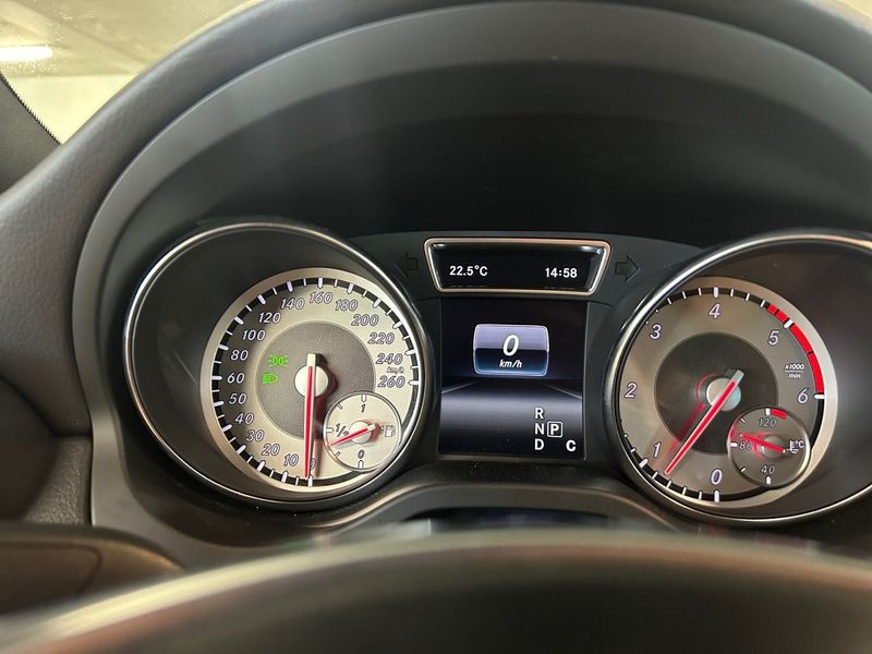 Mercedes CLA200 bild 19
