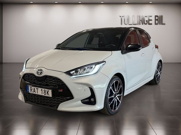 Toyota Yaris Hybrid 116HK GR Sport JBL HuD Adaptiv Backkamera Navi - 2023