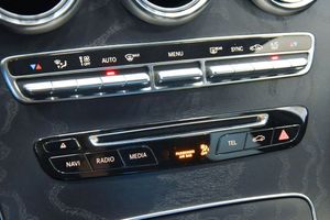 Mercedes GLC220 bild 17