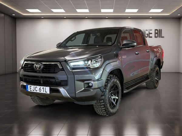 Toyota Hilux Dubbelhytt 2.8 4WD Invincible JBL 360° Läder Värm MOMS - 2024