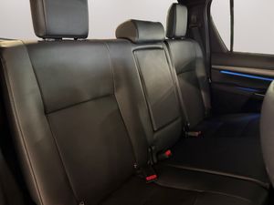 Toyota Hilux bild 12