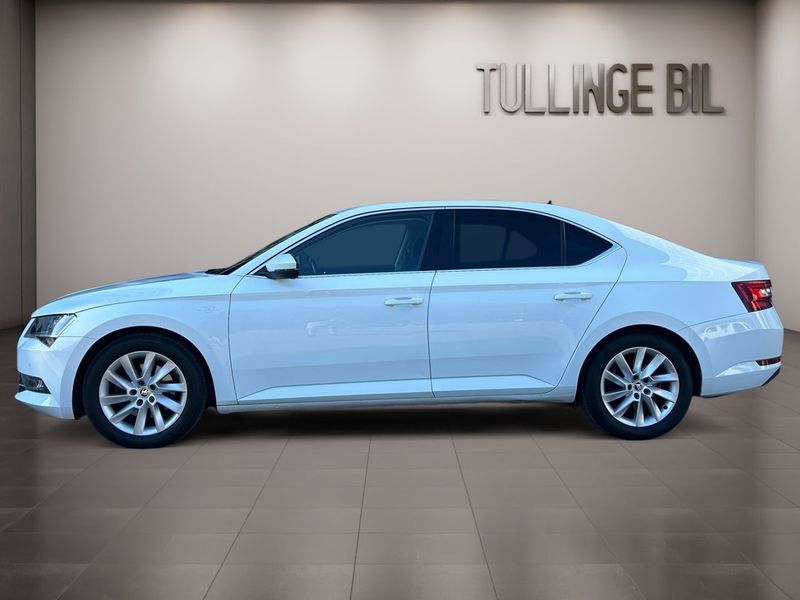 Skoda Superb bild 2