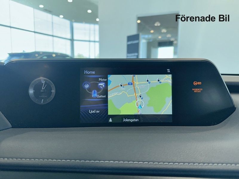 Lexus UX bild 14